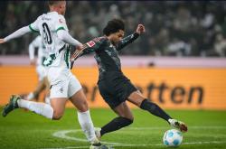 开云体育入口-门兴格拉德巴赫客场大胜汉堡，德甲再现实力差距的简单介绍