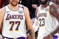 开云下载-爵士惨败湖人，连败收官