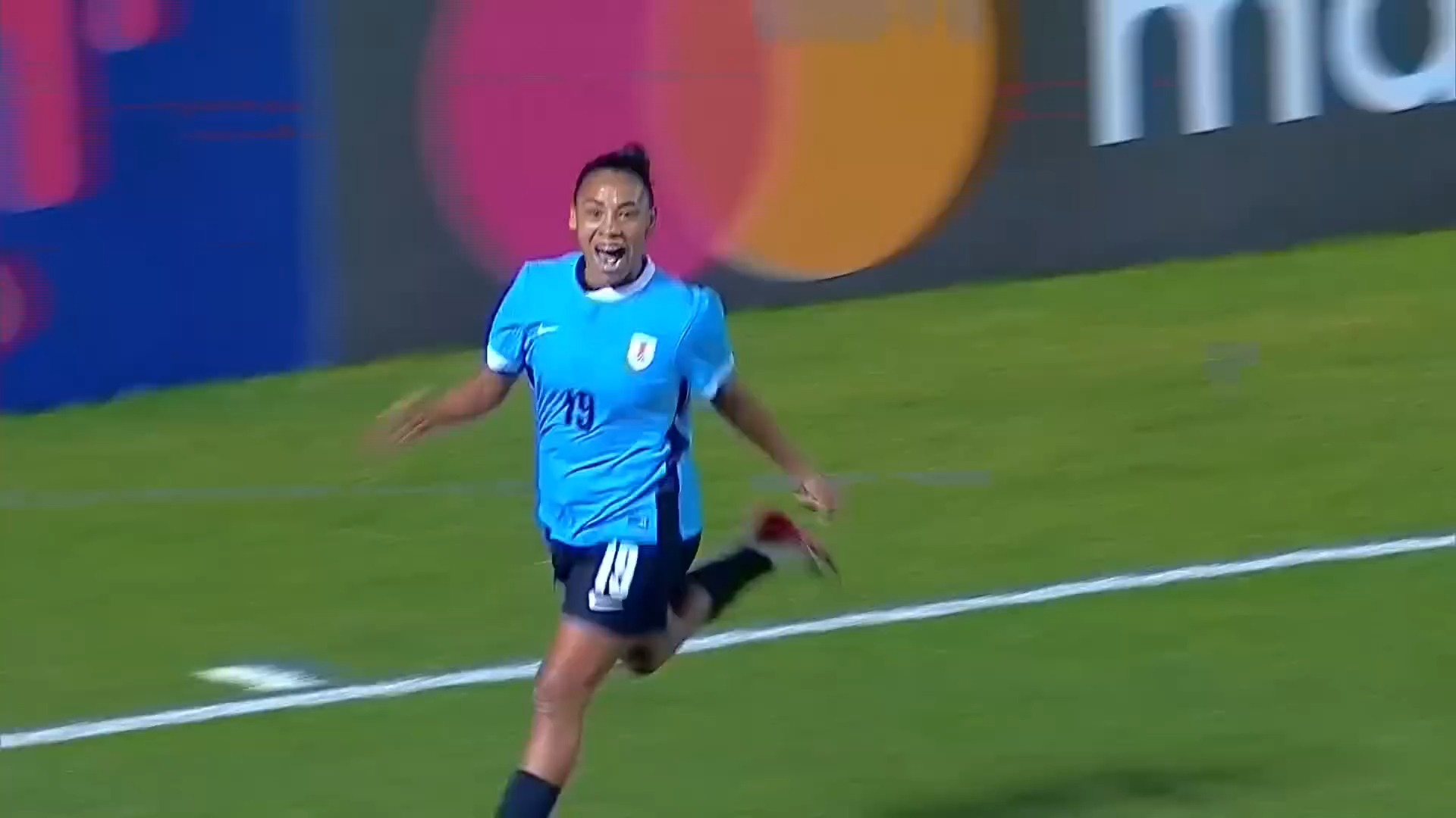 智利女足表现出色,终结不敌对手 智利女足表现出色,终结不敌对手