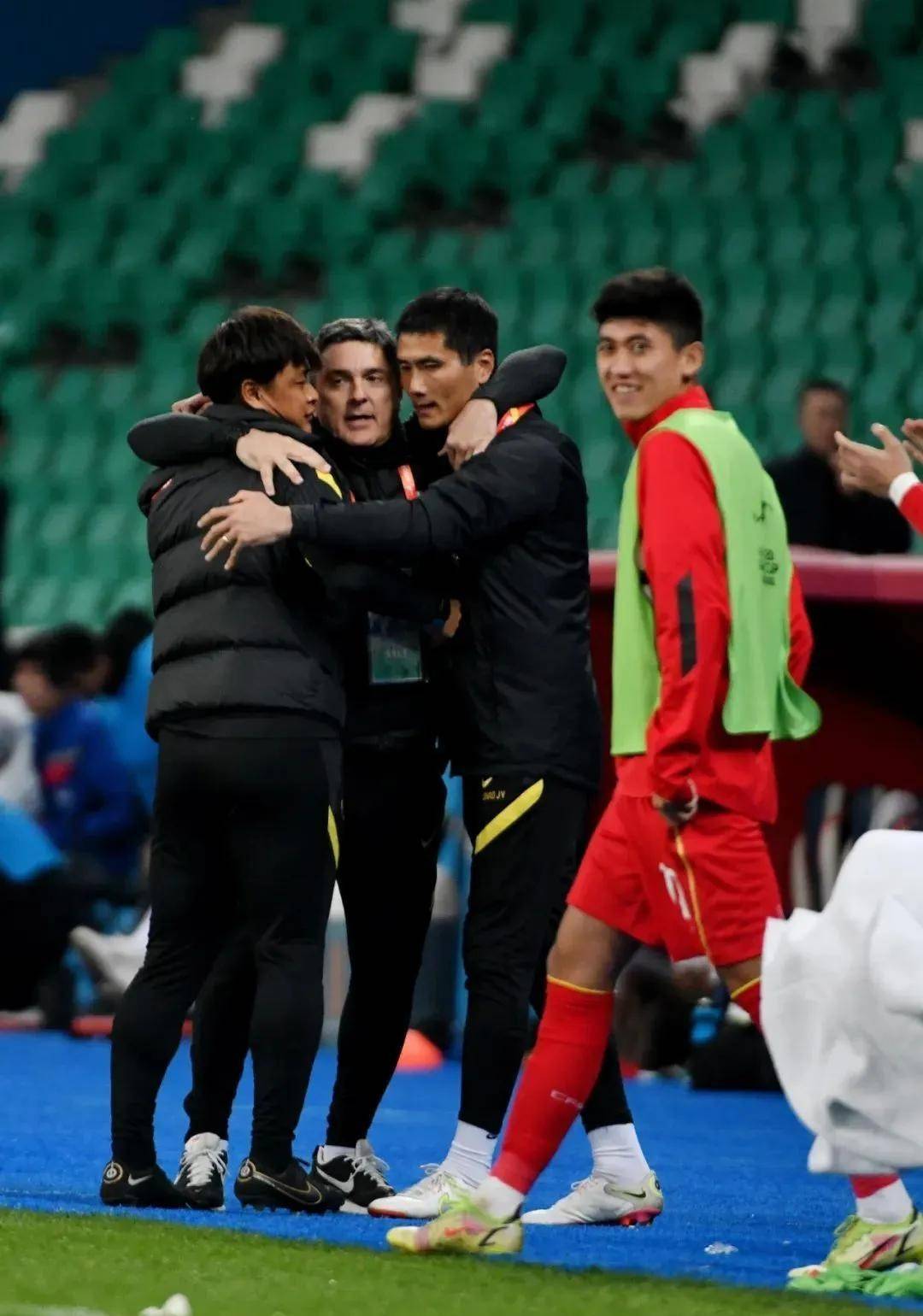 中国队在国际比赛中精彩表现，备战重要赛事