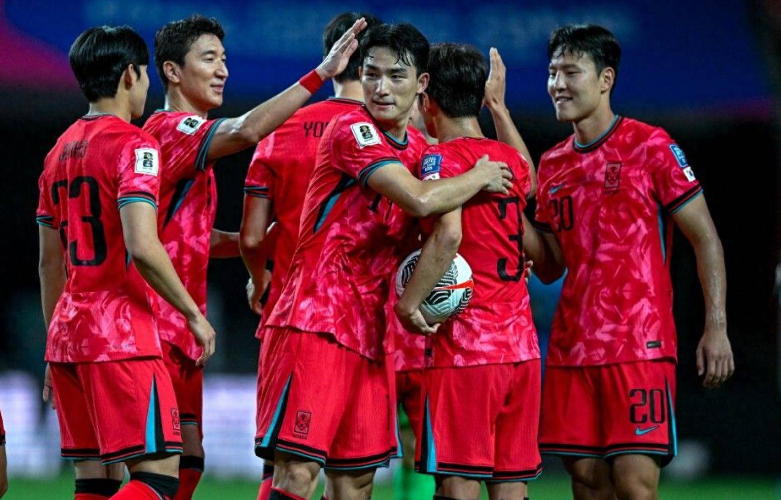 包含世界杯热门战队实力强劲,国内球迷欢呼雀跃的词条 包含世界杯热门战队实力强劲,国内球迷欢呼雀跃的词条