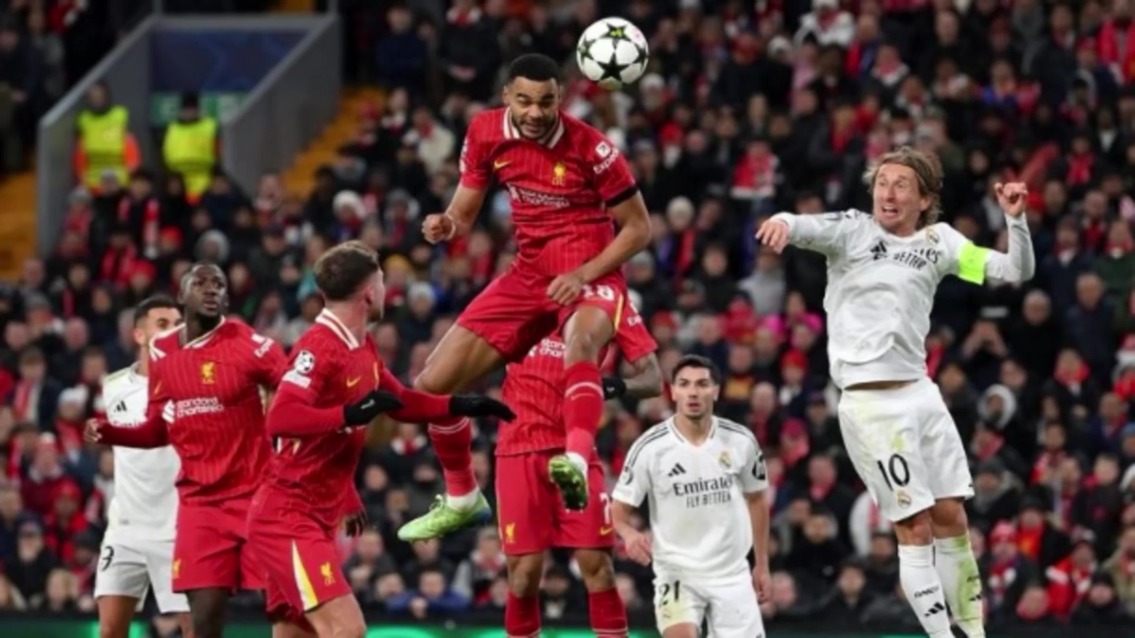 利物浦主场2-3负塞维利亚,欧冠卫冕冠军遭遇惨败 利物浦主场2-3负塞维利亚,欧冠卫冕冠军遭遇惨败