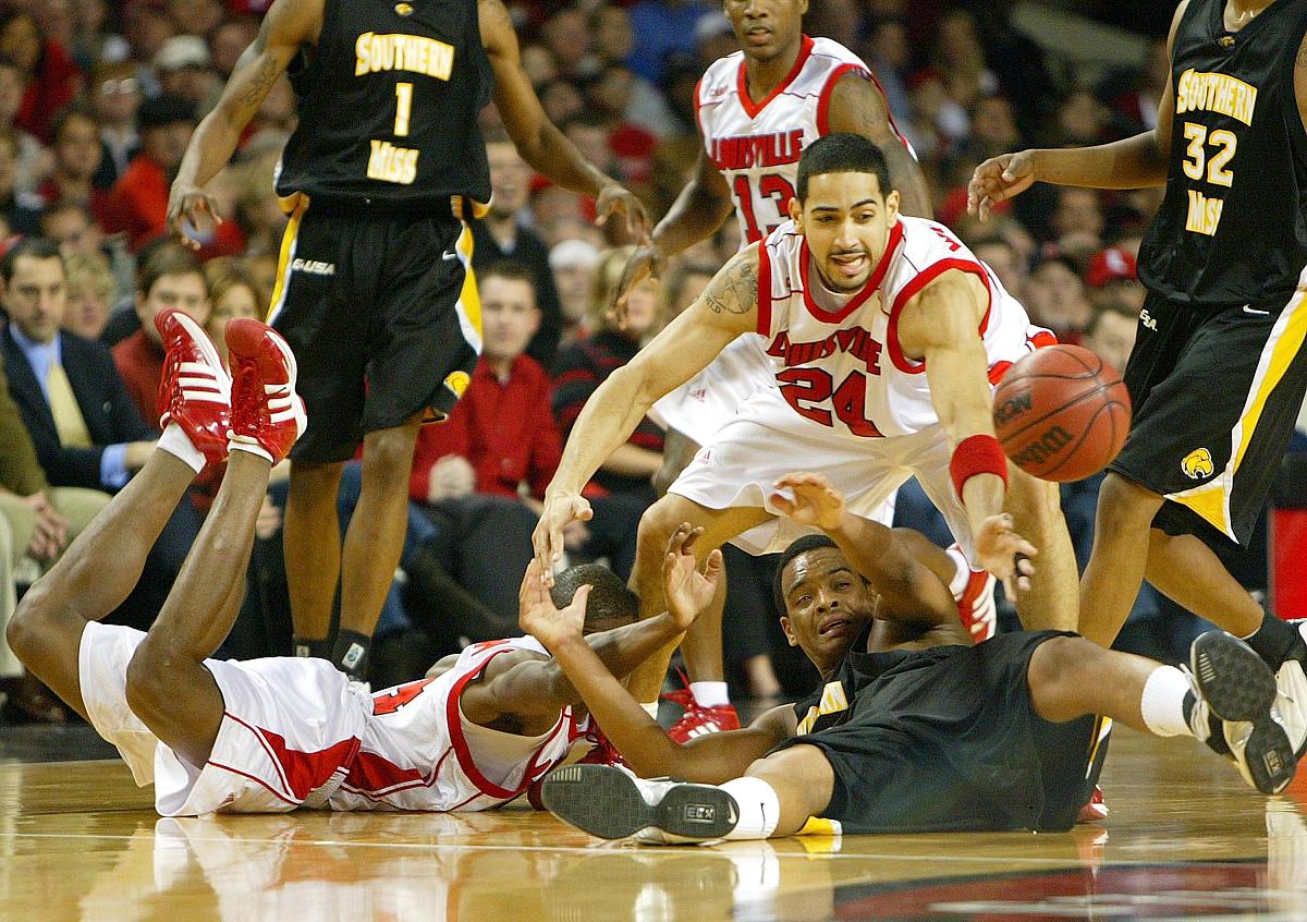 火箭再胜掘金，破灭对手连胜纪录