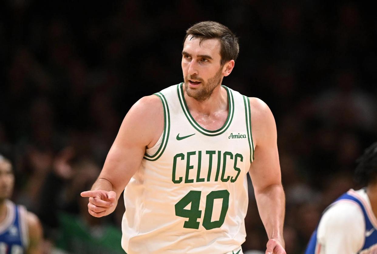 火箭爆冷逆转,凯尔特人胜出重燃希望 火箭爆冷逆转,凯尔特人胜出重燃希望